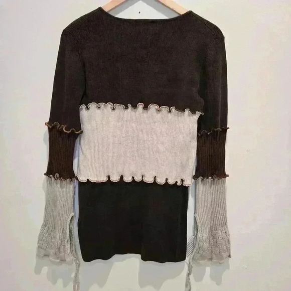 Steampunk Sisters Long Sleeve Ribbed Pullover Sweater Sz M Whimsygoth - Picture 9 of 13